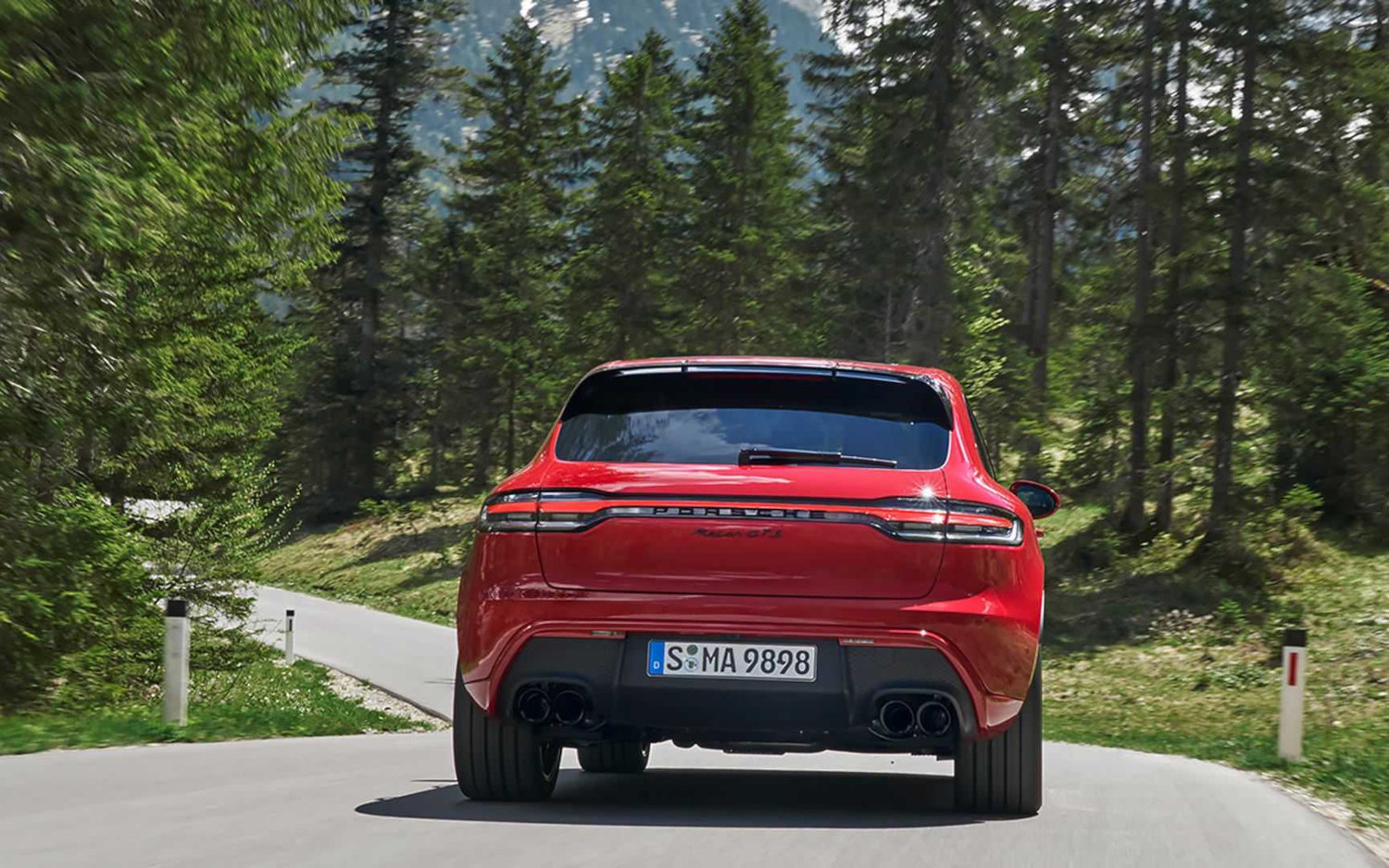 Porsche Macan GTS 2022 SUV Drive